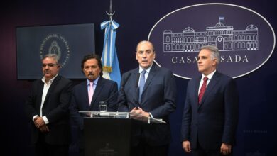 Photo of Sigue la tensión entre Milei y los gobernadores: el reparto de recursos a las provincias será el más bajo en 8 años