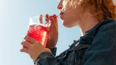 Photo of Las bebidas energéticas podrían ser riesgosas para el cerebro de niños y jóvenes, según un nuevo estudio