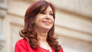 Photo of Cristina Kirchner recordó el nuevo aniversario del golpe militar y cuestionó a los que “se niegan a reflexionar”