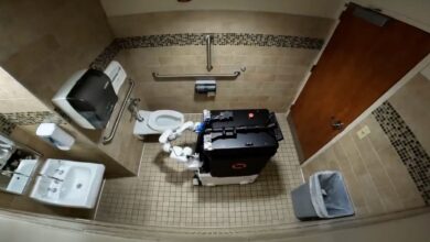 Photo of Este robot limpia baños más rápido que los humanos, se llama Somatic y usa IA