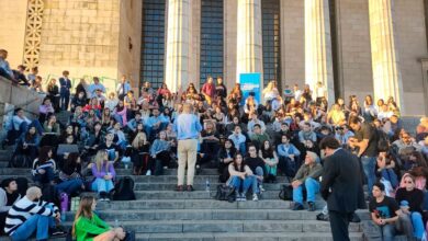 Photo of Paros, clases públicas y abrazo simbólico: la UBA arranca otra semana de rechazo al ajuste de fondos