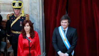 Photo of El discurso de Cristina y las 5 hojas de apuntes de Milei: lo que revela las anotaciones del Presidente