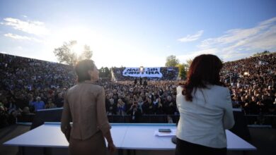 Photo of En medio de la discusión interna, Cristina Kirchner se apoyó en La Cámpora para pedir el cese del fuego cruzado en el peronismo