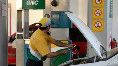 Photo of Para abastecer a los hogares, cortaron el suministro de gas en las estaciones de GNC y en industrias de varias provincias