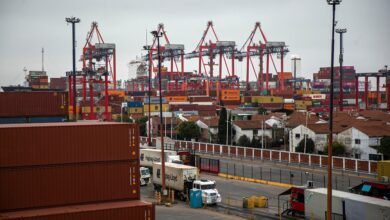 Photo of Las importaciones volvieron a caer 20% en abril y el Gobierno espera un repunte recién a fin de año