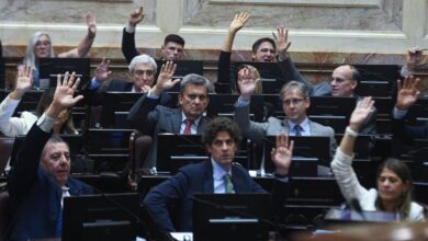 Photo of La UCR define si apoya la Ley Bases en el Senado: el peso de los gobernadores y la incógnita de Lousteau