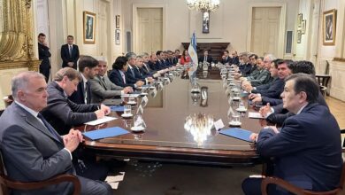 Photo of La sinuosa relación entre los gobernadores y la Casa Rosada que derivó en la caída del Pacto de Mayo