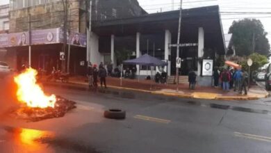 Photo of Video: así está la situación en el Comando Radioeléctrico en Posadas en el cuarto día de protesta de la Policía