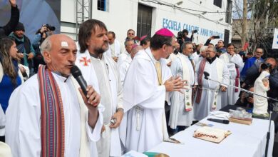 Photo of La Iglesia sube el tono de las críticas al Gobierno: el duro mensaje de los curas villeros y la señal de la visita de Kicillof a Francisco