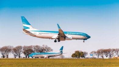 Photo of Tras ser excluida de las privatizaciones, Aerolíneas Argentinas se ajusta: busca reducir un 50% su déficit este año
