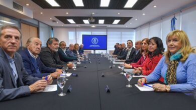 Photo of Comienza el diálogo social convocado por el secretario de Trabajo, sin la CGT pero con una posible presencia sindical