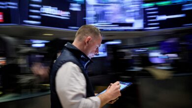 Photo of Mercados: acciones y bonos argentinos mantienen la firmeza y el riesgo país sigue en mínimos de seis semanas