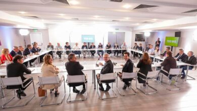 Photo of El peronismo se aparta de Alberto Fernández, pero teme por el daño que la denuncia le ocasionará al armado político