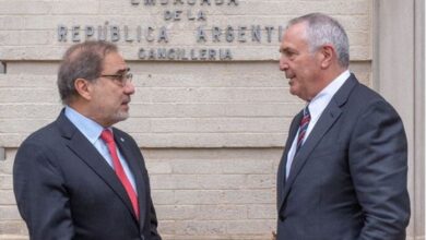 Photo of Las dos almas de Estados Unidos, un ensayo para entender la batalla electoral entre Harris y Trump