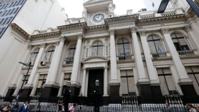 Photo of Tras el pago al FMI, el BCRA quedará con reservas netas negativas por USD 4.000 millones y comenzará otra revisión de metas