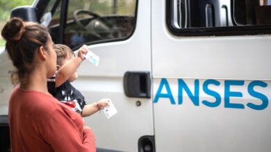 Photo of El Gobierno anunció los aumentos en la AUH y la Tarjeta Alimentar correspondientes al mes de septiembre