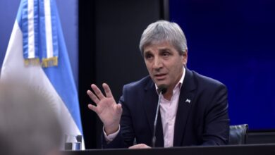 Photo of Caputo defendió el ajuste y dijo que sin el plan económico actual la pobreza hubiera llegado hasta el 90 por ciento