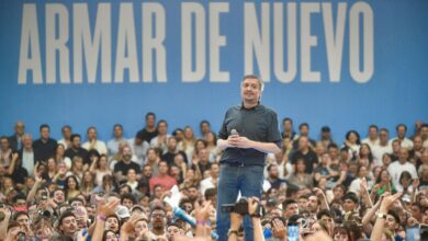 Photo of Máximo Kirchner le habló a la interna bonaerense y afirmó: “Miren dónde está Scioli y nos vienen a pedir autocrítica”