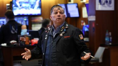 Photo of Jornada financiera: la fuerte baja de Wall Street arrastró a las acciones y los bonos de la Argentina