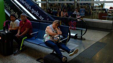 Photo of Por las medidas sindicales, Aerolíneas advierte que se verán afectados 150 vuelos: qué deben hacer los pasajeros