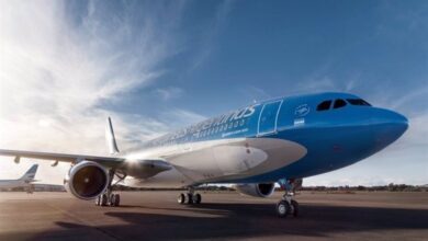 Photo of Insólito: en medio de los paros, los pilotos protestan porque Aerolíneas Argentinas nos les da pasajes en business para sus vacaciones