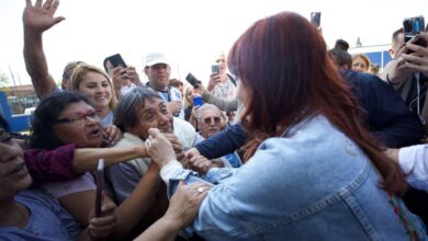 Photo of Operativo PJ: CFK juega un partido que no la seduce pero busca ser única figura en la batalla con Milei