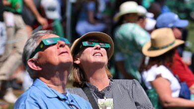 Photo of El eclipse anular de sol puede dañar la vista: cómo observarlo de forma segura