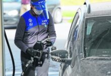 Photo of El Gobierno confirmó una suba de los impuestos a los combustibles y perfila un alza