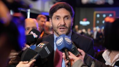 Photo of Pullaro pidió al Gobierno nacional que “aclare las denuncias por corrupción” y que no se pongan “mordazas” a la información