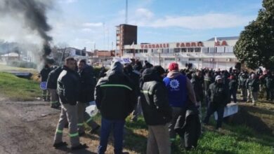 Photo of Crisis industrial en Santa Fe: Acindar, Vassalli y Celulosa paralizadas