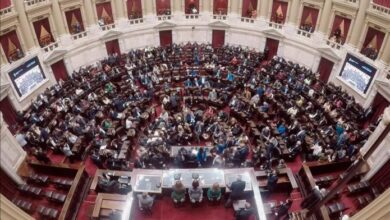Photo of Después del escándalo Espert, Diputados sesiona con los DNUs y los ATN como objetivo