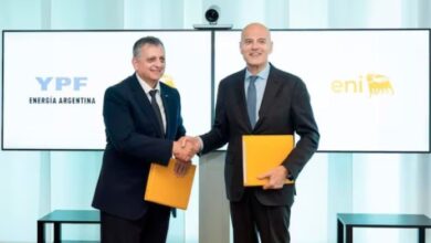 Photo of YPF e Italia invertirán hasta USD 30.000 millones para exportar gas